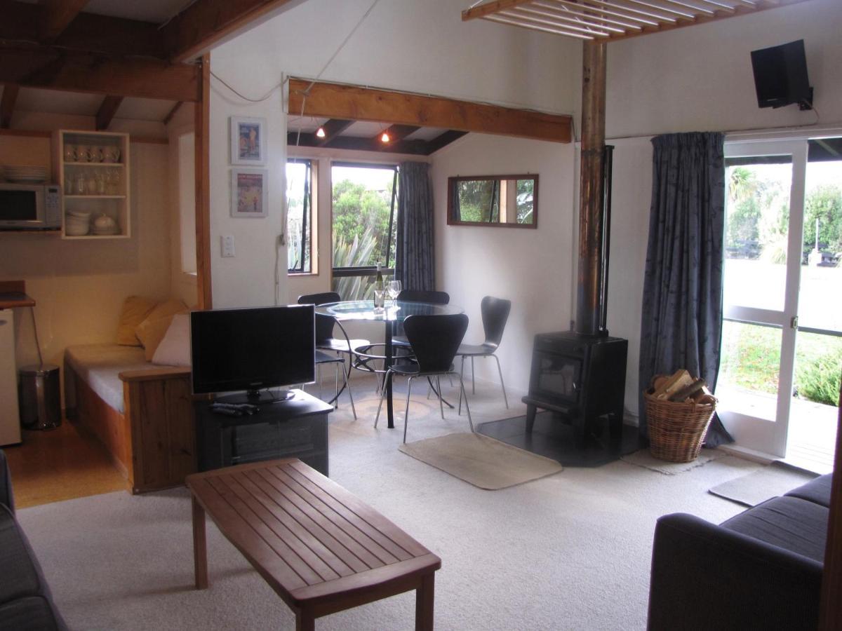 Miro Magic - Ohakune Holiday Home ภายนอก รูปภาพ