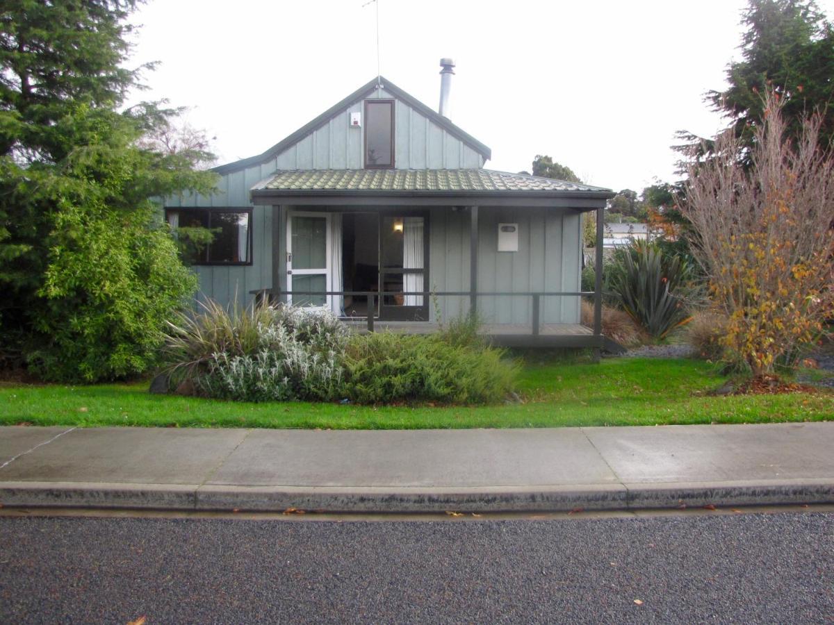 Miro Magic - Ohakune Holiday Home ภายนอก รูปภาพ
